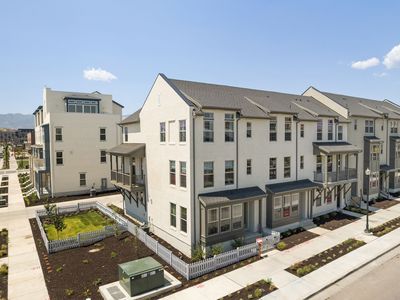 5353 W Split Rock Dr #104