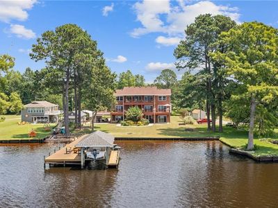 953 Old Ferry Rd