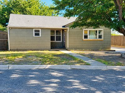 123 Amaryllis St