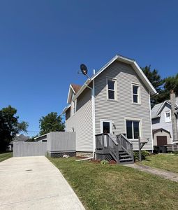 709 N Lehigh Ave