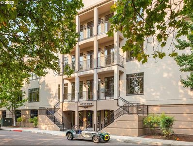 707 N Hayden Island Dr UNIT 201