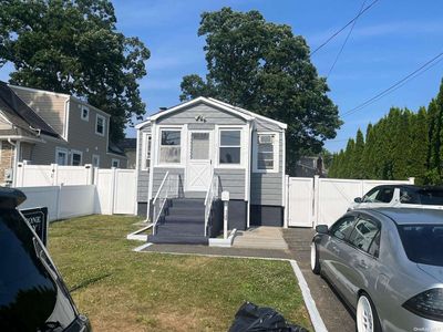 354 Beachview Street