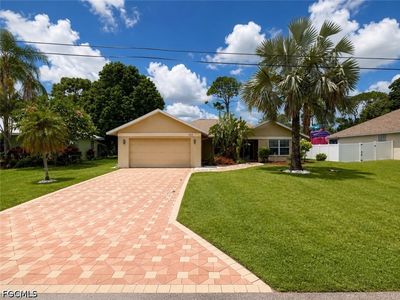 922 SE 1st Pl