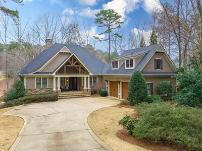 1121 Crackers Neck Rd