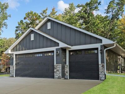 331 Gateway Pkwy