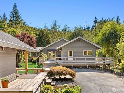 7183 NE Eagle Harbor Drive NE
