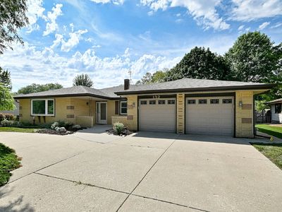 132 S Staffire Dr