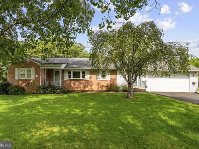 8216 Greenwich Rd