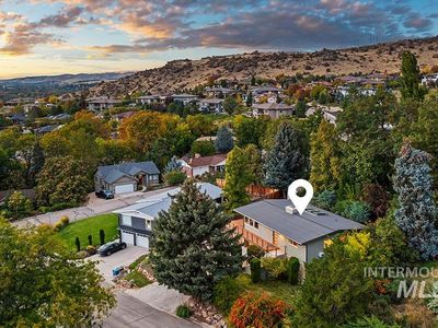 2758 E Starlington Dr