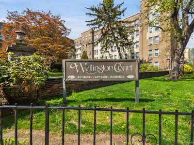 472 Gramatan Avenue Bldg 4 Unit 2U