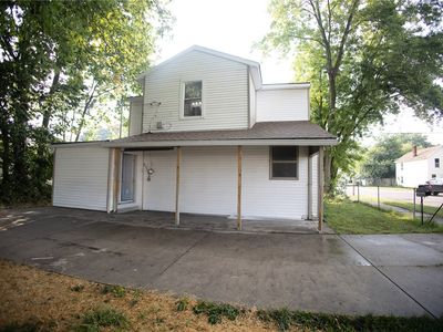 45 E 5th St
