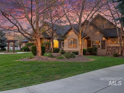 3665 W Fieno Ct