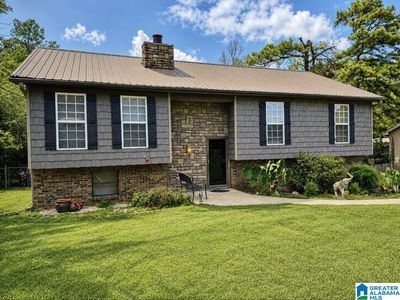 25 Eddings Ln