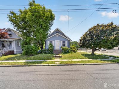 27 Lillian Ter