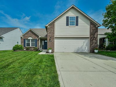Property at 624 Daniel Ct, Westfield, IN