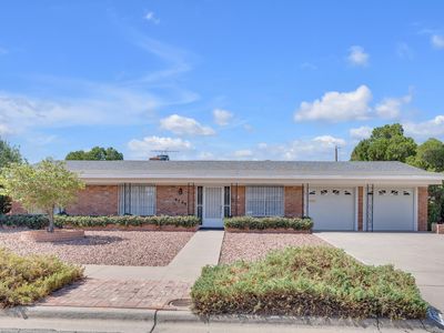 8708 Shaver Dr