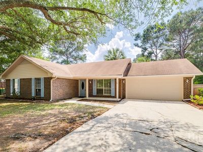 1 Longleaf Circle