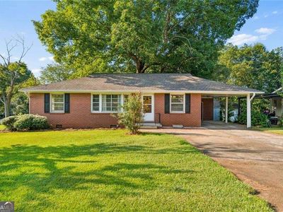 640 Kennesaw Dr SE