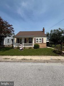 16 Pleasant St