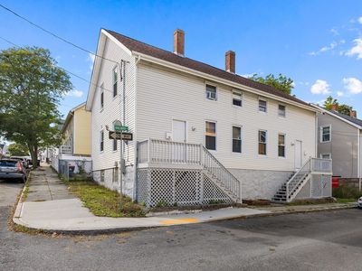 17-19 Hazard Ct