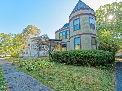 1078 Gillespie Street