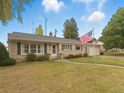 2206 Division STREET