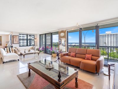 2003 N Ocean Boulevard #902