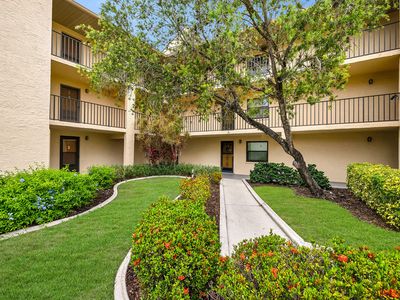 13240 White Marsh Ln APT 5