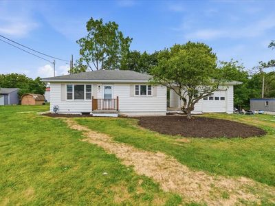 5 Grove Avenue Ext