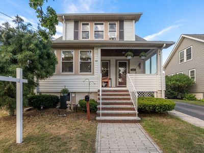 12 Ross St