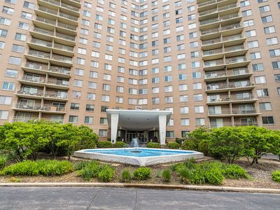 7061 N Kedzie Ave Suite 1605