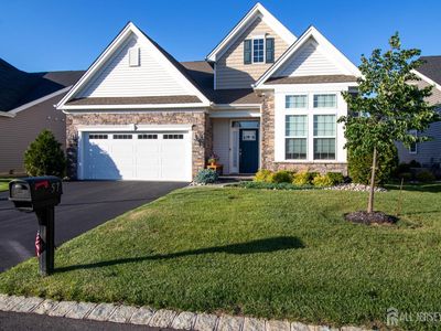 57 Starlight Dr
