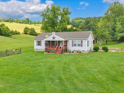 211 Wild Grass Ln