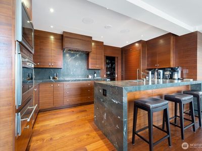 1300 University Street #11A