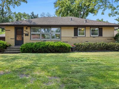 3407 Woodbine Ln