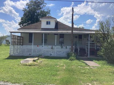53 Farnsworth Ave