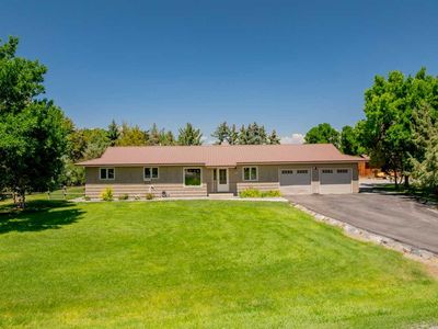 31 McCullough Rd