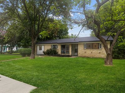9925 Homeplace Dr