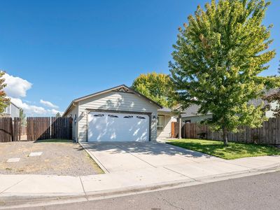 3680 Abigail Dr