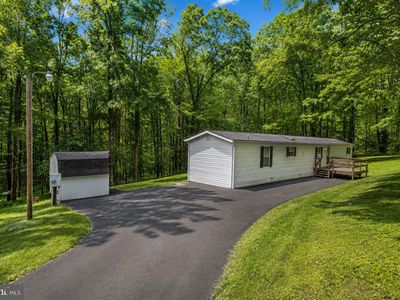 1951 Mosser Rd