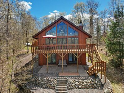 1064 Nicolet Shores Ln