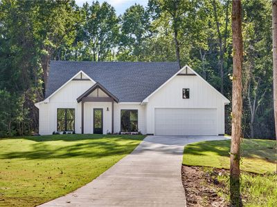 107 Lee Road 2058