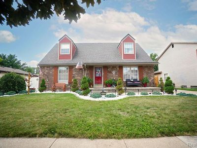 Property at 25058 Montebello Dr, Woodhaven, MI
