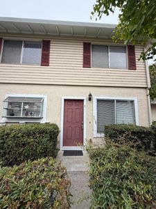 2561 El Portal Dr APT C