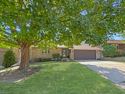 550 N Sierra Dr #15