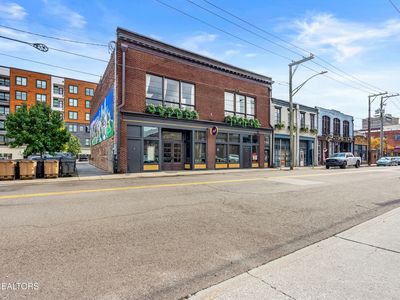 110 E Jackson Ave #1