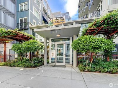 2717 Western Avenue #522