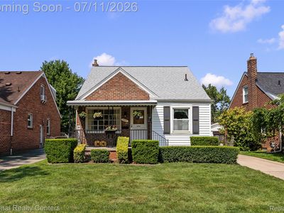 2409 N Wilson Ave