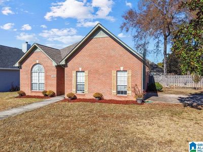 1285 Amberley Woods Dr