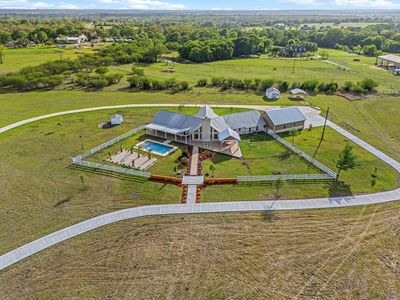 2644 Linda Ln